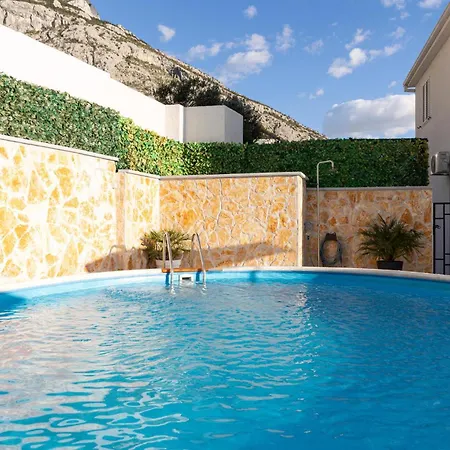 Tatil Evi Lovely In Makarska